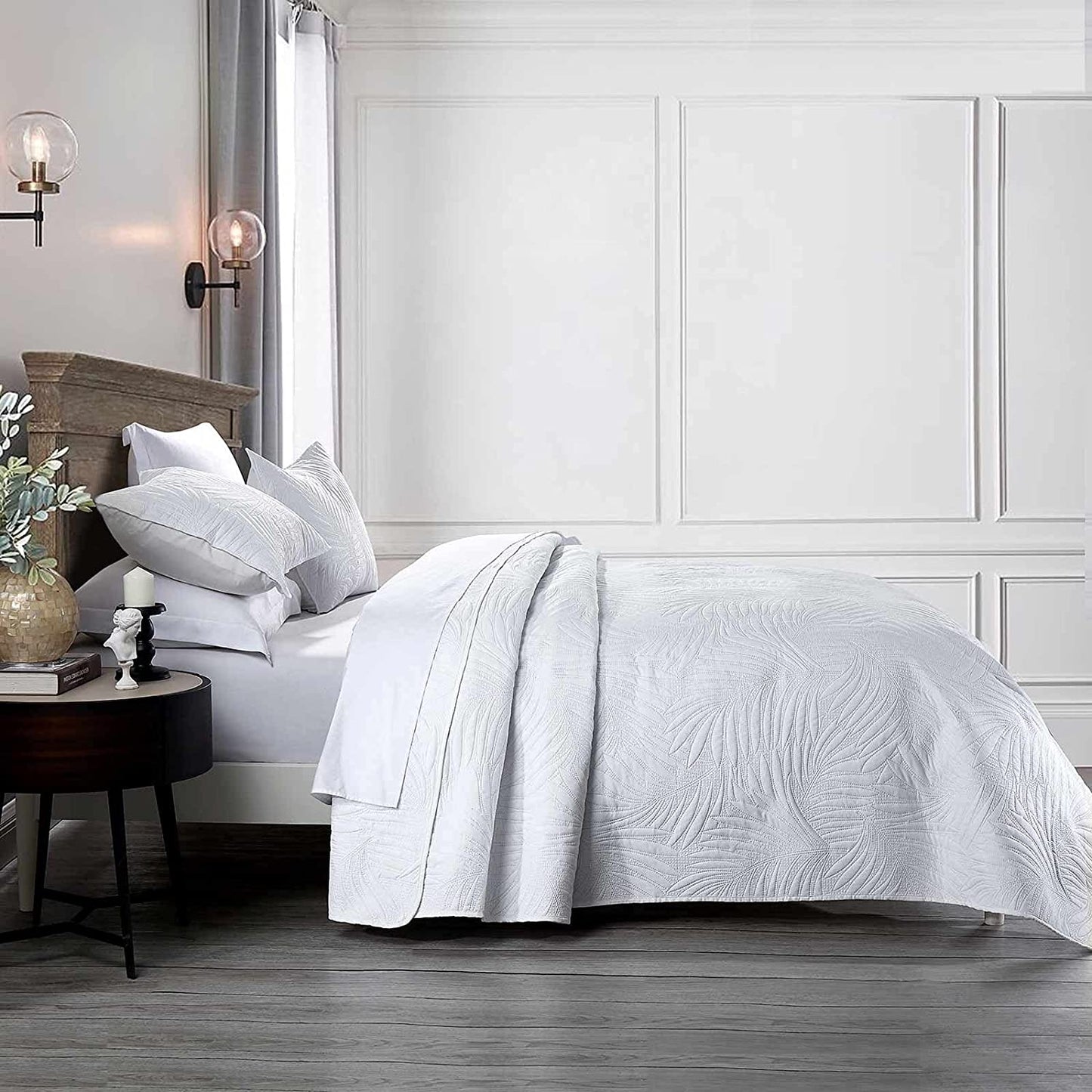 3-Piece Queen White Quilt Set,Lightweight Soft Warm Full Size Quilt Bedspread Coverlet with 2 Pillow Shams for All Season