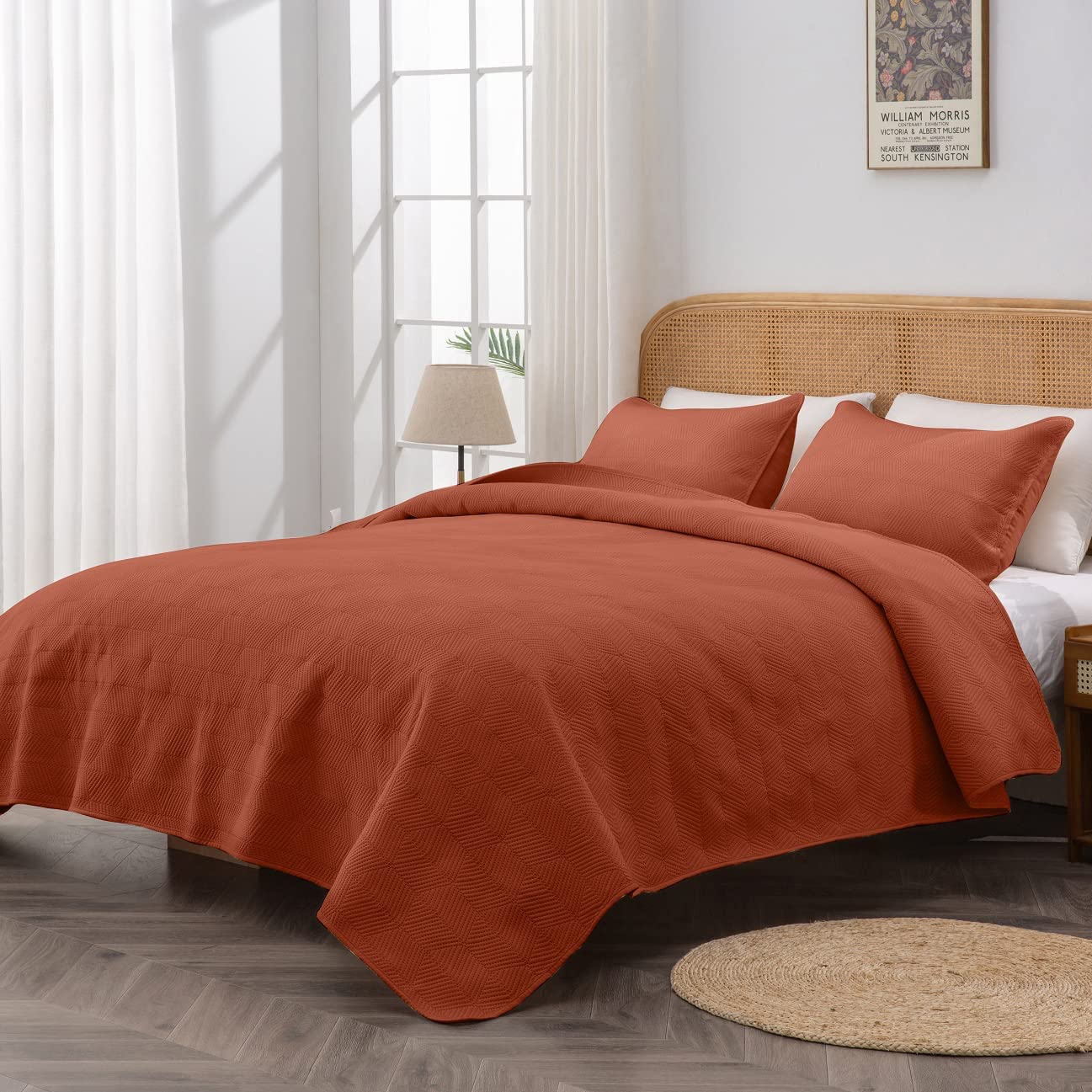 3-Piece Burnt Orange Queen Sze Quilt Set,Soft Warm Geometric Ultrasonic Reversible Rust Coverlet Bedspread Set (90 x 90 Inch) with 2 Pillow Sham (20 x 26 Inch)