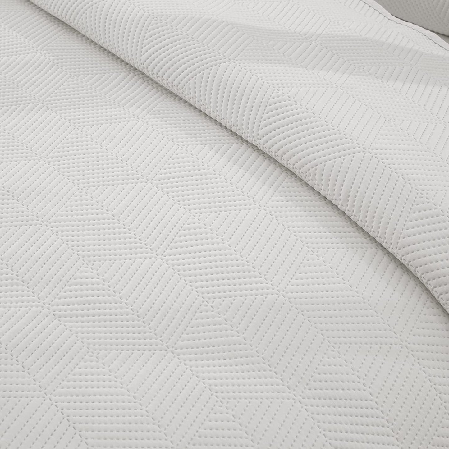 3-Piece White Queen Size Quilt Set,Soft Warm Geometric Ultrasonic Reversible Coverlet Bedspread Set (90 x 90 Inch) with 2 Pillow Sham (20 x 26 Inch)
