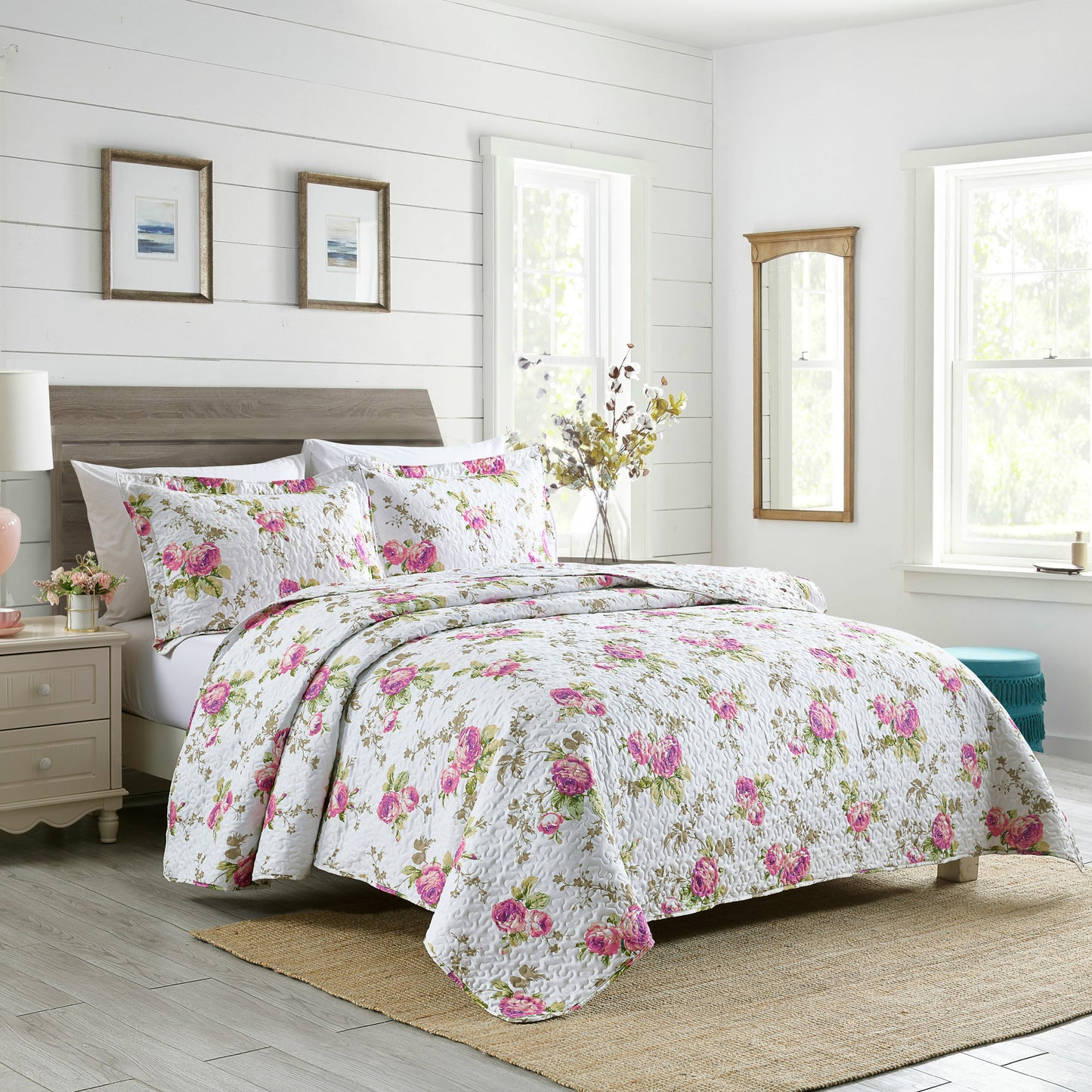 3-Piece Queen Quilt Set, Lightweight Soft Warm Full Size Quilt Bedspread Coverlet (90x90 in) with 2 Pillow Shams (20x26 in) for All Season, Rose Print