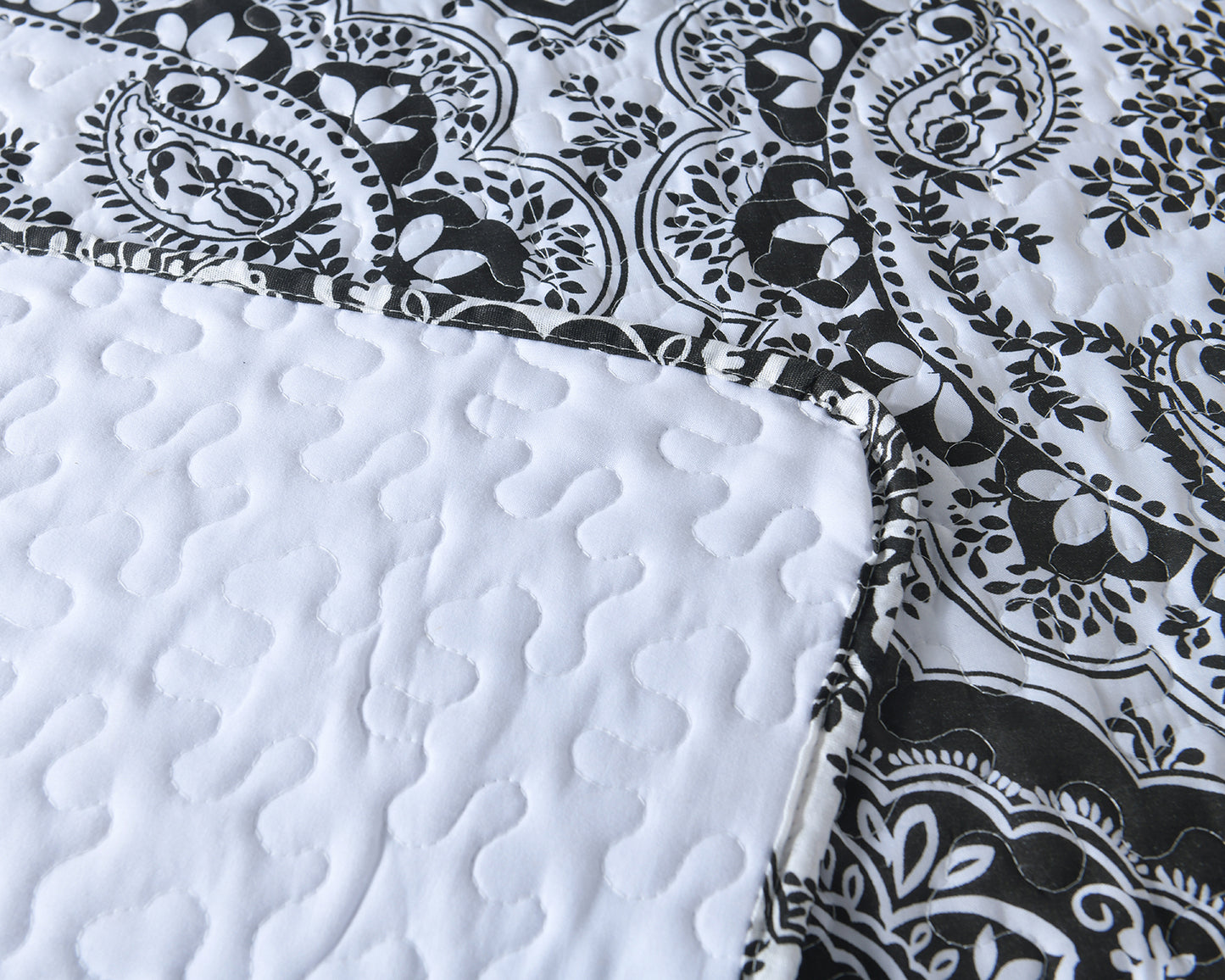 3-Piece Paisley Quilt Set, Queen/King Size Quilt Bedspread Coverlet Bedding Set with 2 Pillow Shams for All Season
