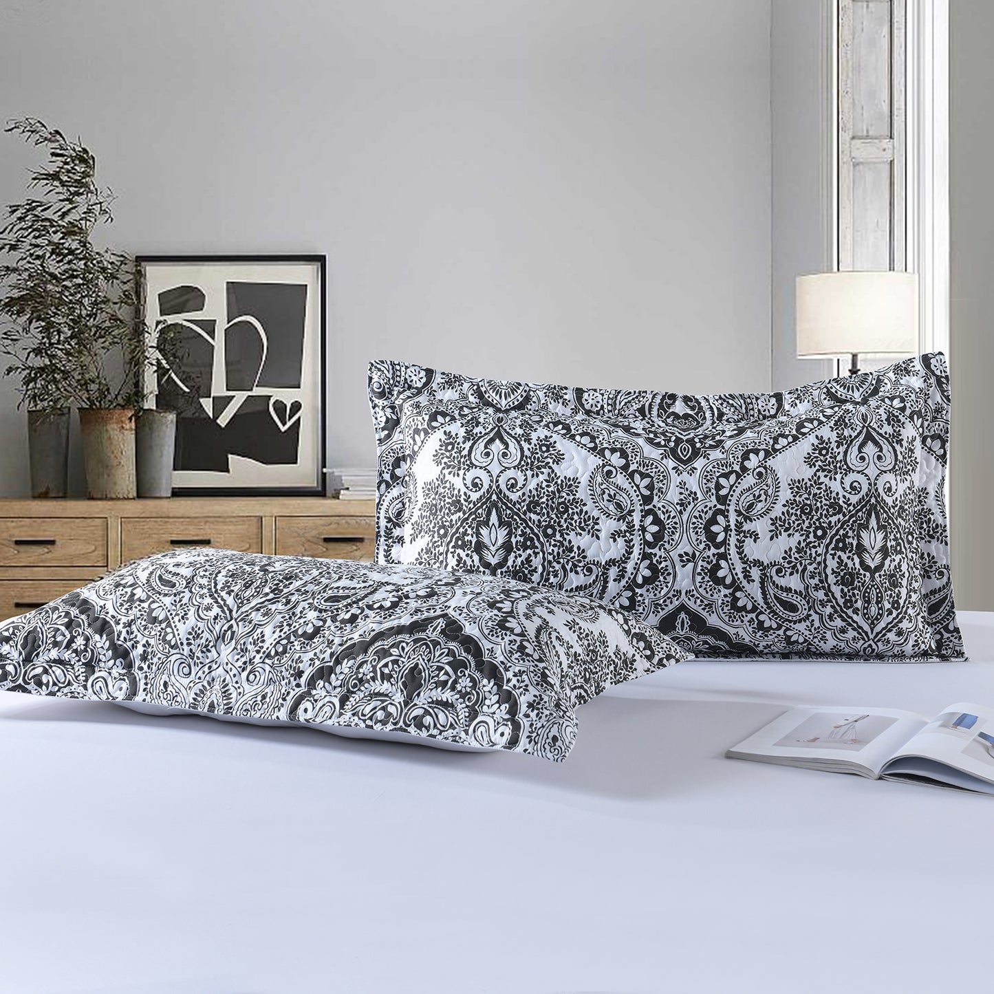 3-Piece Paisley Quilt Set, Queen/King Size Quilt Bedspread Coverlet Bedding Set with 2 Pillow Shams for All Season