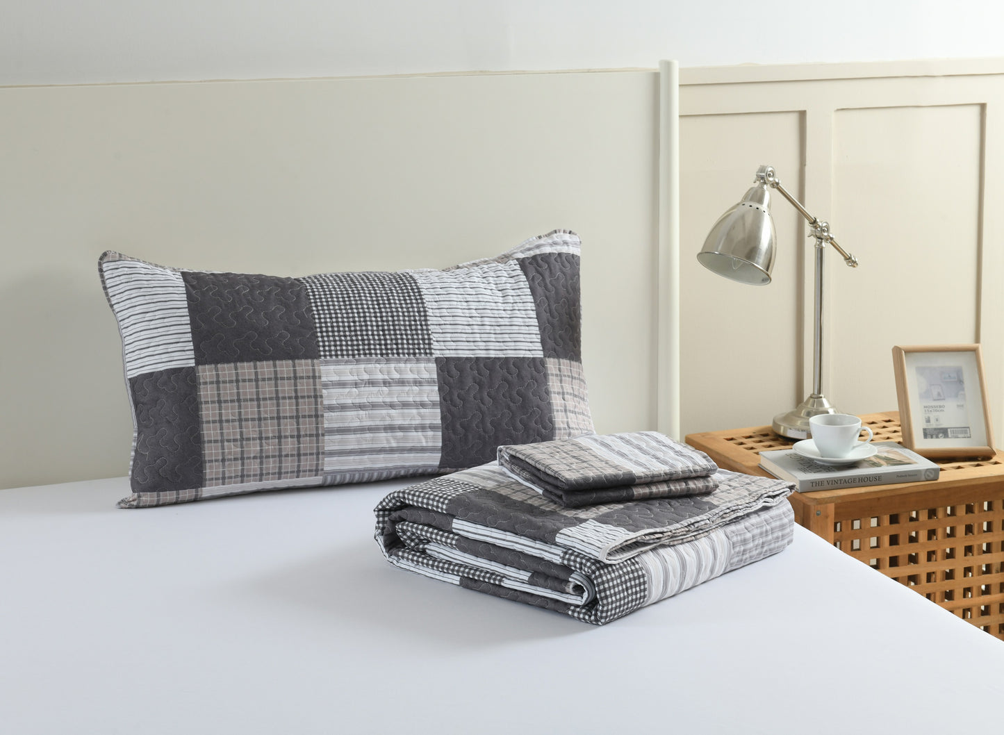King Queen Quilt Set, Greagle 3-Piece Soft Warm Lightweight King Queen Size Summer Quilt Bedspread Machine Washable Bedding Set with 2-Piece Pillow Shams, 90x90 / 104x90 inch Plaid Print