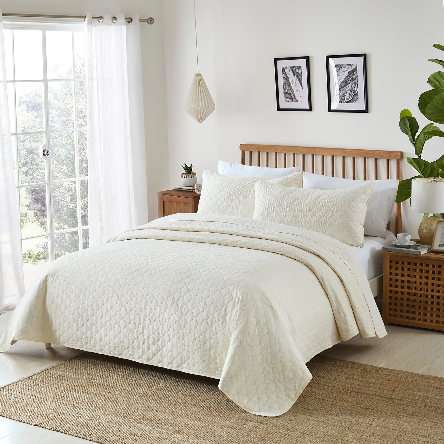 3-Piece Queen King Quilt Set Soft Warm Reversible Lightweight Bedspread Coverlet