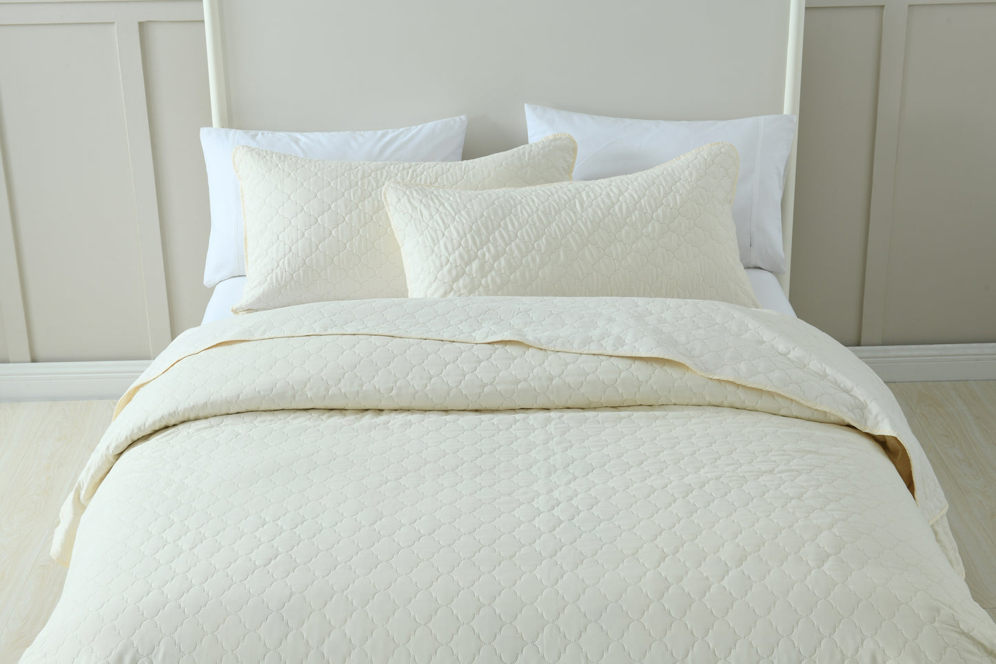 3-Piece Queen King Quilt Set Soft Warm Reversible Lightweight Bedspread Coverlet