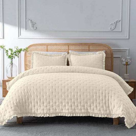 3-Piece Queen Beige Quilt Set,Soft Warm Ultrasonic Reversible Pleated Ruffled Coverlet Bedspread Set (90 x 90 Inch) with 2 Pillow Sham (20 x 26 Inch)