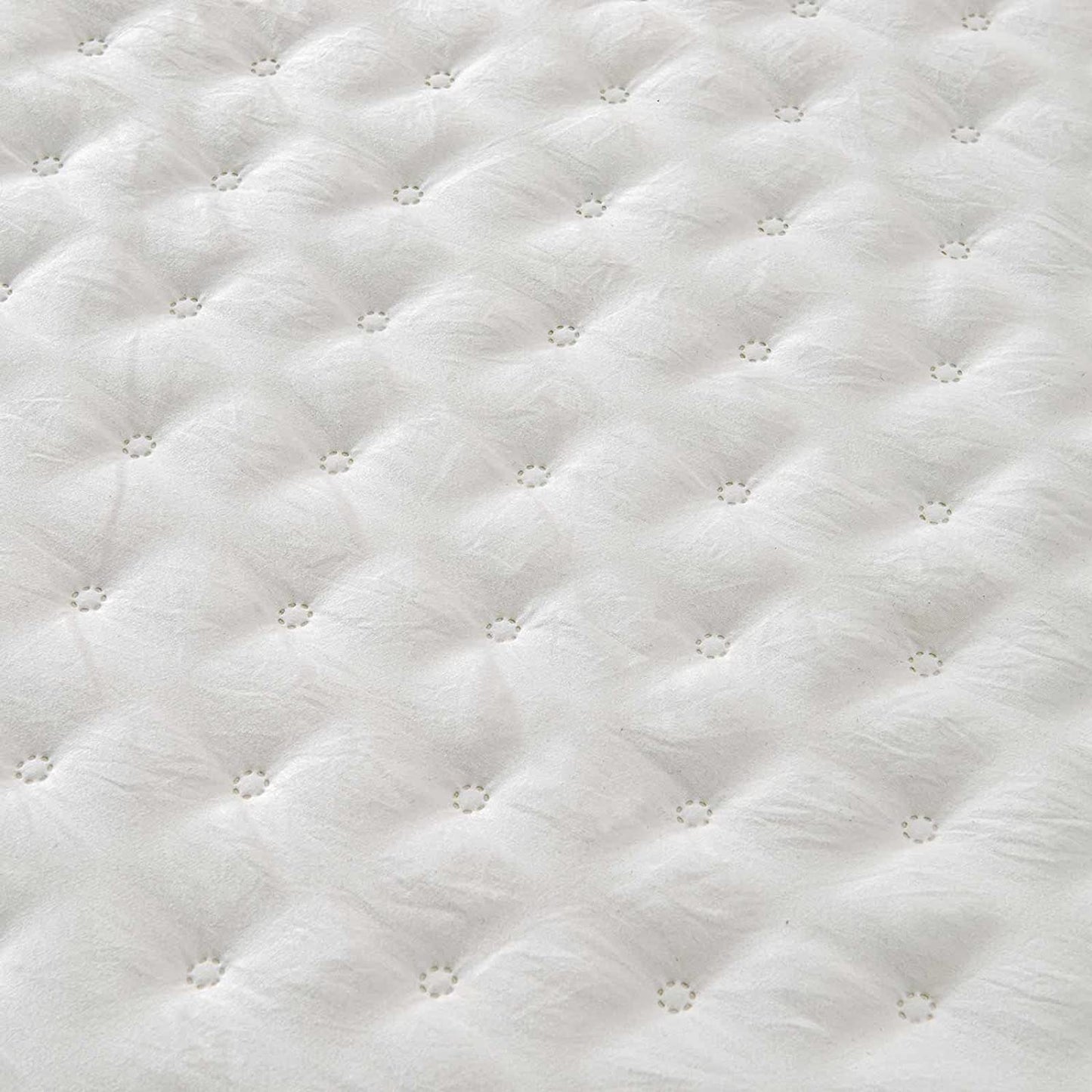 3-Piece Twin White Quilt Set, Soft Warm Ultrasonic Reversible Coverlet Bedspread Set (68 x 90 Inch) with 1 Pillow Sham (20 x 26 Inch)