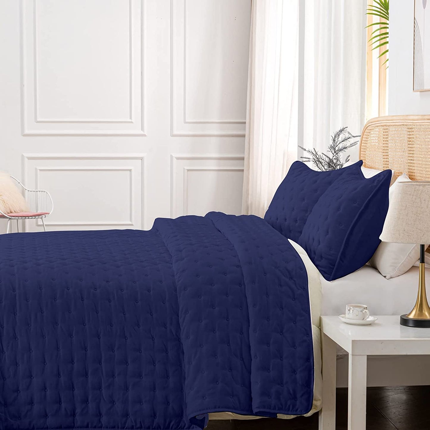 3-Piece King Navy Blue Quilt Set,Soft Warm Ultrasonic Reversible Coverlet Bedspread Set with 2 Pillow Sham