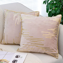 Load image into Gallery viewer, HIARUO Throw Pillow Covers, Decorative Velvet Cushion Covers Pack of 4 for Home Decoration
