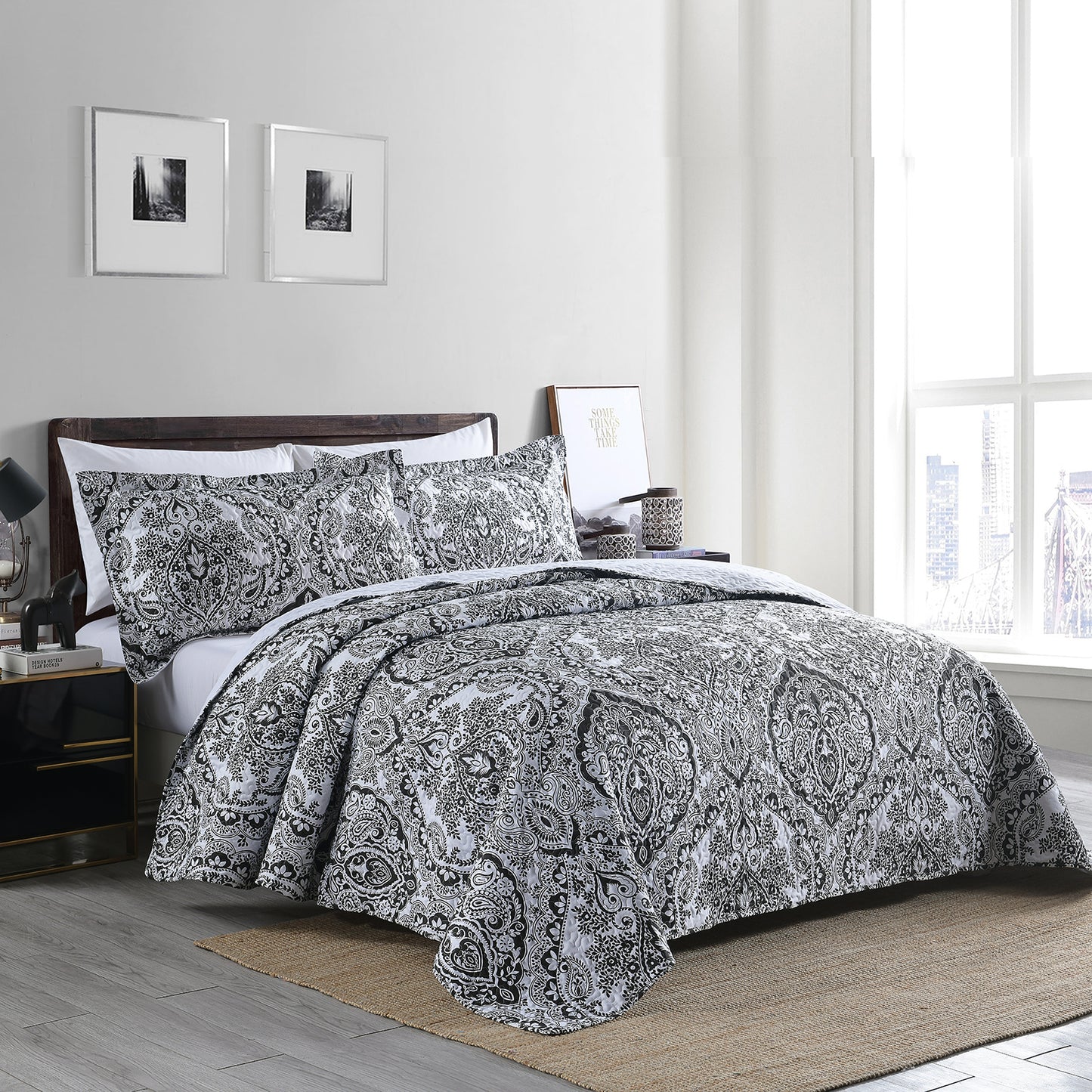 3-Piece Paisley Quilt Set, Queen/King Size Quilt Bedspread Coverlet Bedding Set with 2 Pillow Shams for All Season