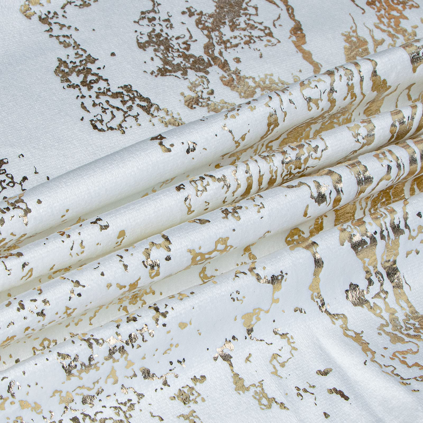 GREAGLE Velvet Throw Pillow Covers 18 x 18 Pack of 2 Soft Decorative Gold Pillowcases