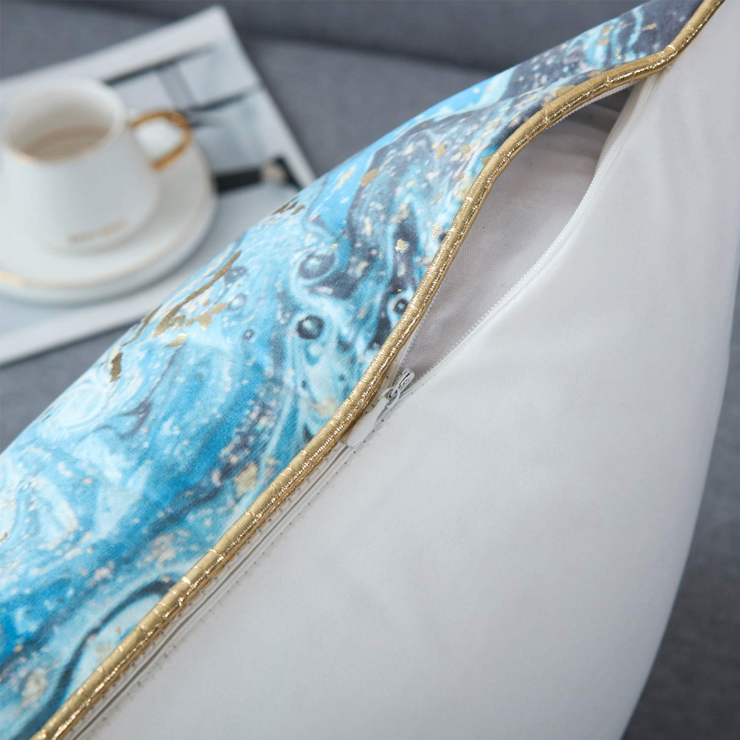 GREAGLE Throw Pillow Covers Cases Cushion Covers for Living Room Blue Gold